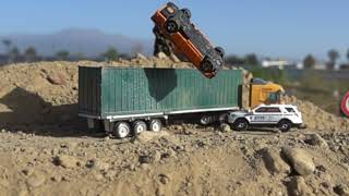 1 64 Dynamic Diorama  Cars Truck and Police Chase  Crash Compilation Slow Motion 1000 fps 102 [upl. by Pearse668]