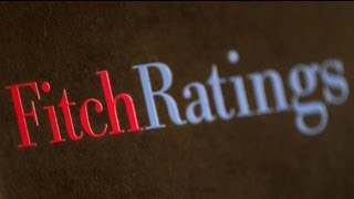 Dette française  Fitch examinera la note de la France en 2013 [upl. by Oilicec]