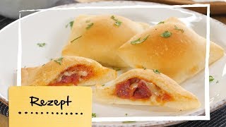 Schnelle Pizzataschen  Mittwoch [upl. by Ahsimet]