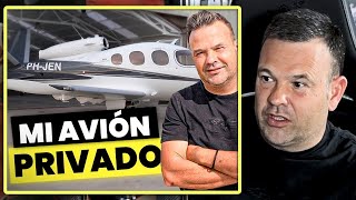 Multimillonario con jet privado explica cuánto le cuesta usar los aeropuertos privados y públicos [upl. by Annaierb662]