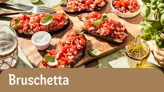 Bruschetta mit Tomaten – der italienische Klassiker 🍅  REWE Deine Küche [upl. by Ecirahs]