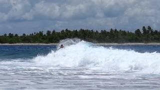 Spot de surf Avatoru Rangiroa Tuamotu Polynésie Française [upl. by Kopp464]