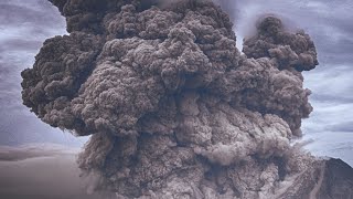 Semeru Volcano Eruption Update More Pyroclastic Flows Occur Preventing a Future Eruption [upl. by Friedberg186]