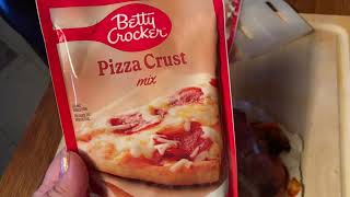 I made a pizza with Betty Crocker pizza crust mix for National Pie Day pizzalover bettycrocker [upl. by Aimet519]