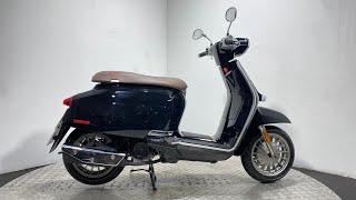 LAMBRETTA V125 SPECIAL FLEXI MUDGUARD GLOSS BLACK 2024 5 MILES PRE REG WALK AROUND  RUNNING VIDEO [upl. by Durante846]