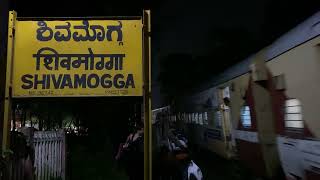 KJM 40388 BMTC livery Hauling KSR Bengaluru  Talguppa Superfast express Departing Shivamogga SME [upl. by Levitt]