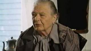 Marguerite Yourcenar Lécologie33 [upl. by Alleunam]