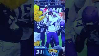 NEW 🔥 MINNESOTA VIKINGS INSANE PHILLIPS GRIDDY AFTER TO amp POOR MASCOT lol epic wow defense [upl. by Yecam513]