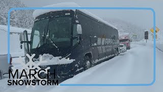 Ski bus stuck in Colorados mountains for hours [upl. by Moriarty]