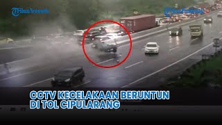 Rekaman CCTV Detikdetik Kecelakaan Beruntun di Tol Cipularang❗ [upl. by Nnylaj678]