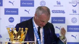 Leicester players soak Claudio Ranieri amp journalists in champagne [upl. by Enriqueta]