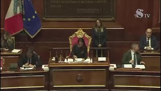 Senatrici M5s in Aula con maglietta my voice my choice Maiorino quotIn Italia attacco allabortoquot [upl. by Hameerak]