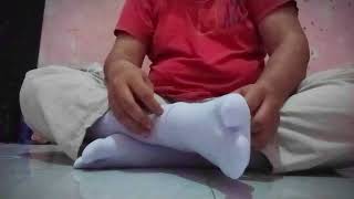 Review Kaos Kaki Jempol Putih Ukuran L [upl. by Janeva581]