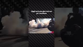 Portatevi l’ombrello per sicurezza auto corsa gara burnout fumo spettacolo [upl. by Rehpotsirk]