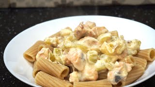 Recette facile de pâtes au saumon courgettes et sauce crémeuse citronnée  Carbonara au saumon [upl. by Luahs]