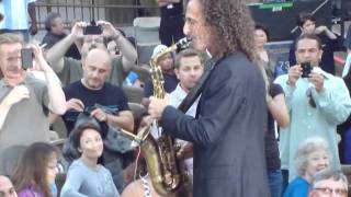 Kenny G arriving in Mountain Winery Saratoga 82011 [upl. by Ardys]