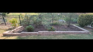 Garden bed edgingRaised garden edgingFlower bed edgingLandscape edgingEdging  retaining blocks [upl. by Amri]