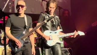 Satch Vai Tour 2024  Chicago  Enter Sandman  Ending Jam [upl. by Niwrad949]