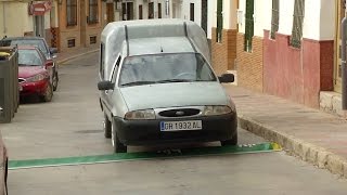 AS Intelligent speed bumps that only activate if you don’t respect the speed limit [upl. by Cypro]