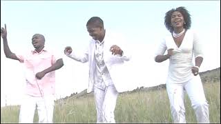 Lundi  Siyofana Naye Official Music Video [upl. by Priestley]