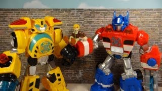 OPTIMUS PRIME reviews Rescue Bots Energize Bumblebee amp Optimus Prime [upl. by Anirec763]