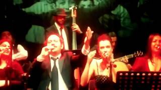 CAFE AMAN İSTANBUL  ΜΑΤİΑ ΜU Μάτια μου Live in Ghetto 20012012 [upl. by Veedis57]