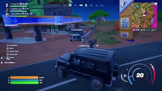 ¡CAMIONETA FORTNITE CAE DE UN ACANTILADO EPICAMENTE HACE VUELTAS DE CARRO Y SE CARGA A UN RANDOM [upl. by Stedman]