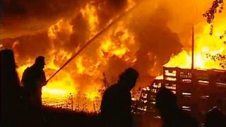 vigili del fuoco incendio magazzino  manovre scale pompieri in azione parte 1 [upl. by Ocana]