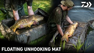 Daiwa FLOATING Unhooking Mat  Dan Shipp  Daiwa Carp [upl. by Dorrej]