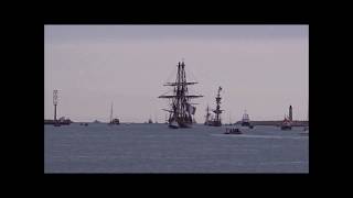 Parade darrivée de larmada de bateaux à Sète pour Escale à Sète 2018 [upl. by Haskins]