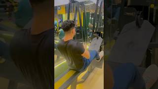 Back workout 🔥 motivation gymmotivationalshayari attitude motivationalgym lifestyle [upl. by Crispas692]