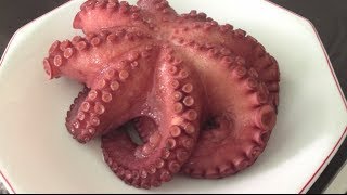 Receta  Pulpo cocido a la gallega [upl. by Nerrual124]