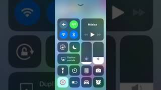 Cómo grabar la pantalla del iPhone en iOS 11 [upl. by Rico]