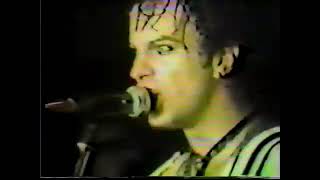 Johnny Thunders and the Heartbreakers  Born To Lose Maxs Kansas CityNYC 28041979 [upl. by Stanhope]