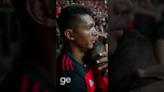 ISAQUIAS QUEIROZ É MUITO FLAMENGO  COPA DO BRASIL  shorts  geglobo [upl. by Yniar]