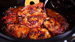 The Best Ever Slow Cooker Chicken Thighs Youll Ever Make  Sweet Caramelized Onion Chicken Recipe [upl. by Hesoj]