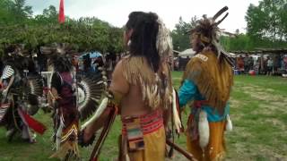 Danse Autochtone Pow Wow à ManiwakiSamedi 1 juin 2013 [upl. by Mckay589]