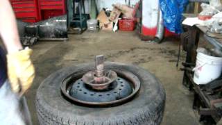 Coats 1010 Tire Changer Dismount of Tire [upl. by Field]