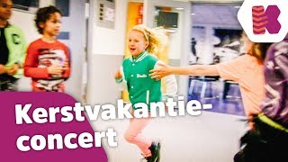 BIJNA TE LAAT OP HET PODIUM  Kerstvakantieconcert Vlog 79  Kinderen voor Kinderen [upl. by Assertal]