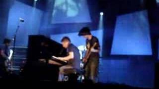 Radiohead videotape live at bonnaroo 2006 [upl. by Dusen378]