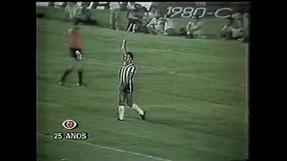 Reinaldo vs Flamengo Campeonato Brasileiro 1980 [upl. by Nydnarb]