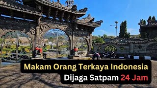 Makam Tersembunyi Orang Terkaya Indonesia di Pedesaan Kediri  Bos PT Gudang Garam [upl. by Fabrin]