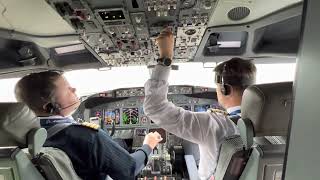 Gusty winds Approach and Landing in London Gatwick Boeing 737NG [upl. by Ahsinotna60]