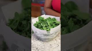 How To Keep Lettuce Fresh FOR WEEKS [upl. by Odrareve]