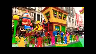 2015 THANKSGIVING PARADE SESAME STREET PERFORMANCE [upl. by Oterol]