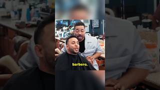 ¡Traición en la barbería 😱 El barbero cerró la puerta al verlo… 💈✂️ [upl. by Swan]