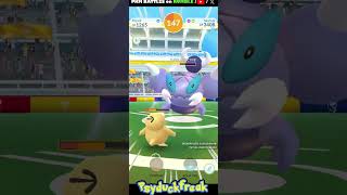 psyduck team fight skorupi raid in pokemongo psyduckgaming [upl. by Areyk]