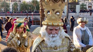 Los Reyes Magos Barcelona  Cabalgata  Three Kings Parade Barcelona  Close Up [upl. by Harrat392]