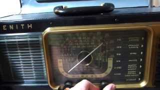 1951 Zenith H500 Transoceanic tube radio [upl. by Anerol]