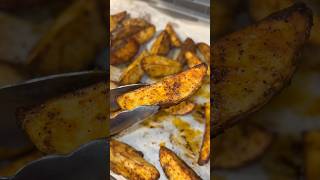 Crispy Baked Potato Wedges potato recipe potatorecipe side easy easyrecipe crispy fyp [upl. by Aynotahs]